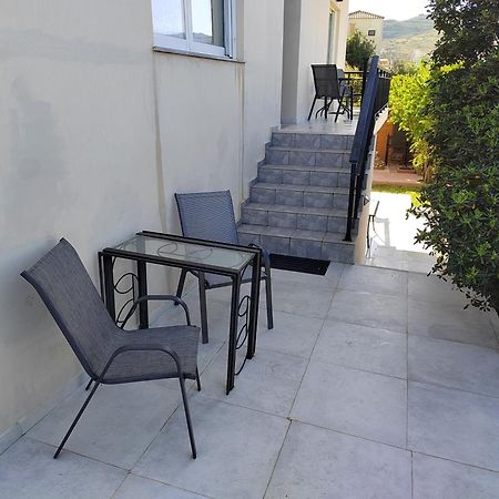 Manos Apartments Kolymbari Exterior photo